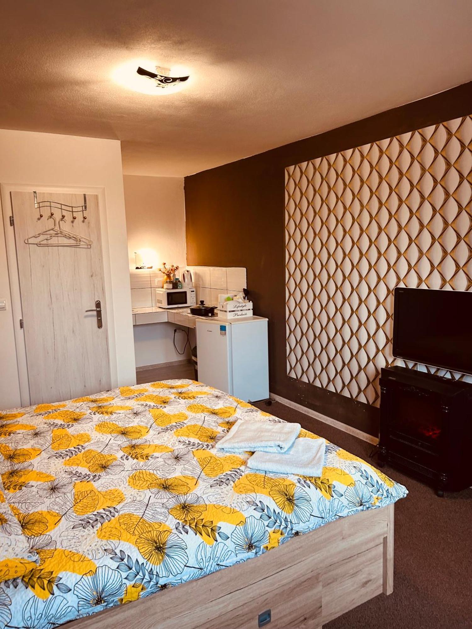 Apartment Pharamis Bešeňová 外观 照片