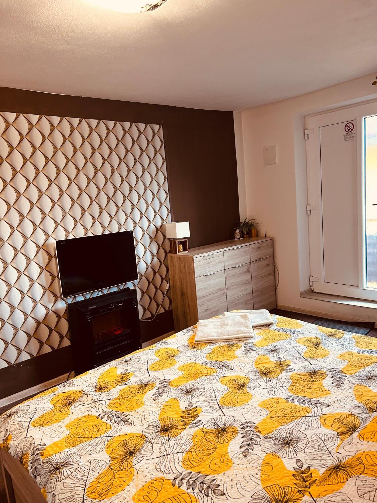 Apartment Pharamis Bešeňová 外观 照片